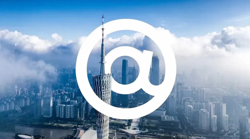 新LOGO應(yīng)用在各大領(lǐng)域 新LOGO應(yīng)用在各大領(lǐng)域